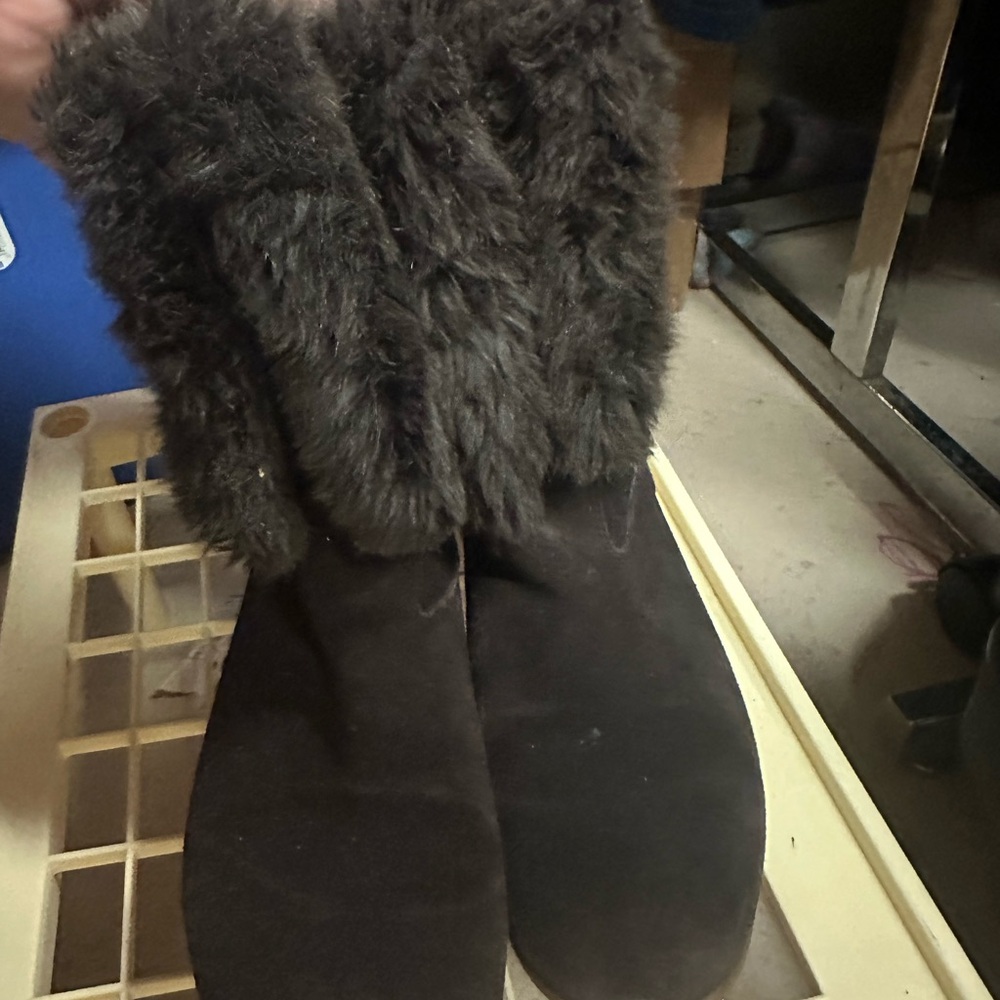 Lands' End Women's Dark Brown Faux Fur Boots - Picture 2 of 7